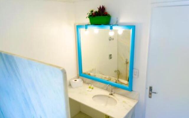 Blanca Hostel & Bar