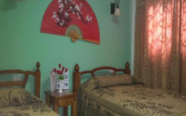 Hostal Oriente