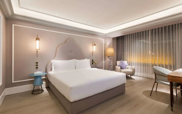 Mercure Nantong Downtown
