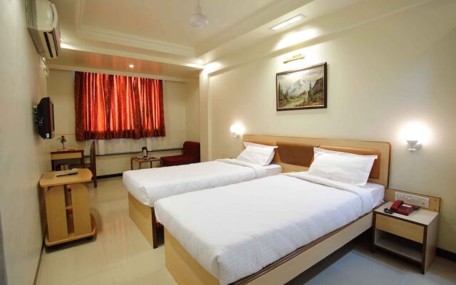 Hotel Suyash Deluxe