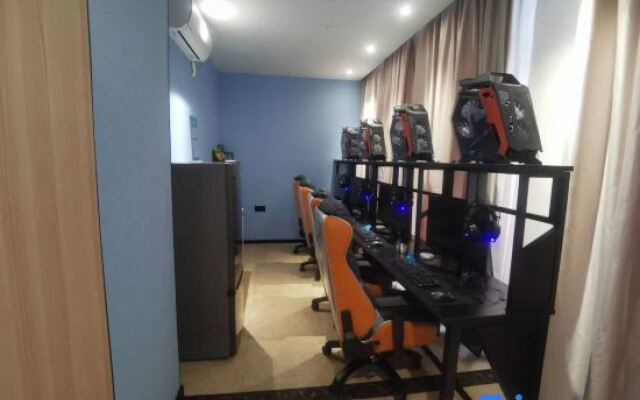 WanYoo Esports Hotel (Guangzhou Exhibition Center Canton Tower)
