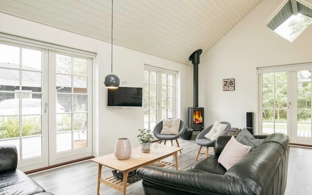 6 Person Holiday Home in Hals-by Traum