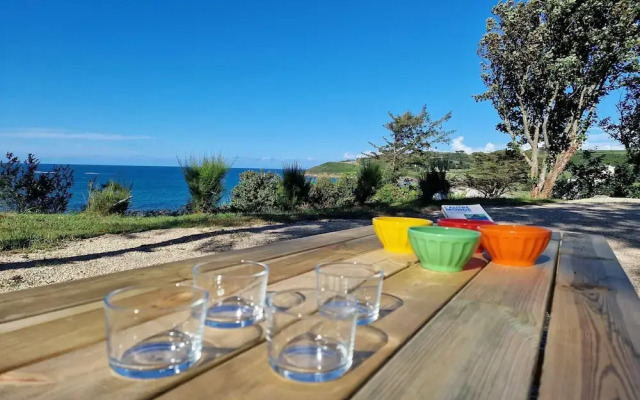 Breton Holiday Home With sea View, Plougasnou