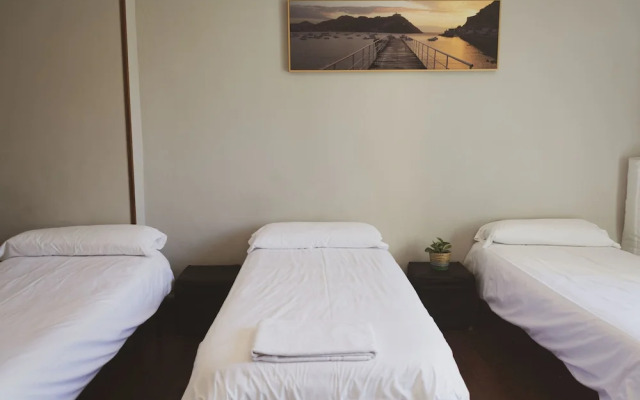 Urban House Hostel