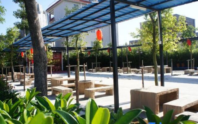 Yeyuan Hotspring Holiday Hotel