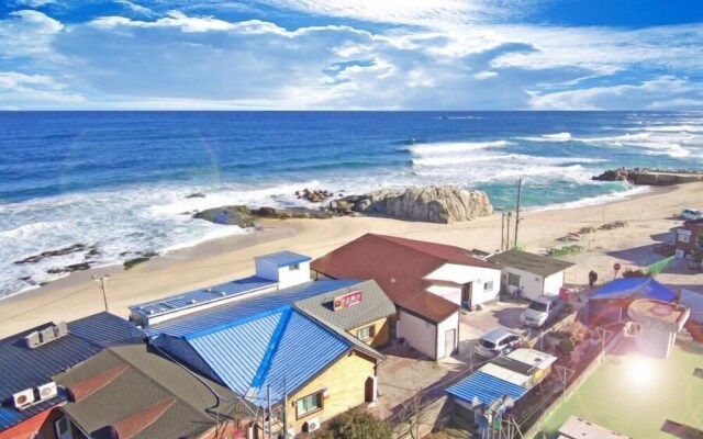 Gangneung Sunrise Pension