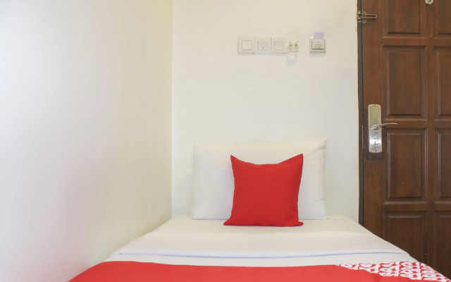 OYO 90035 Star Hotel