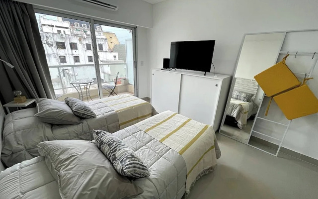 Studio In San Telmo La Cisterna Num2689