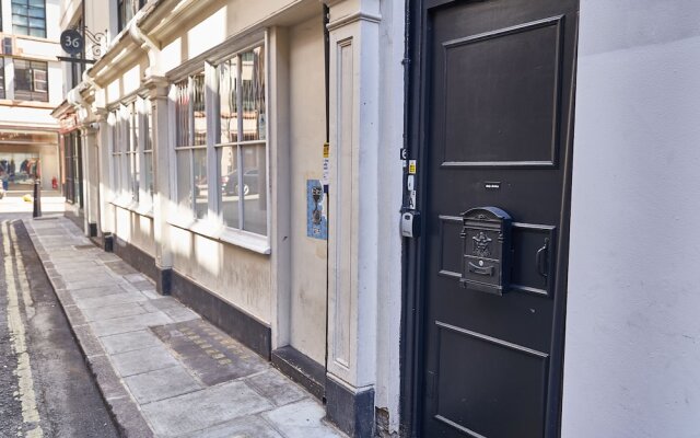 Soho Stables