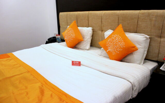 OYO 899 Dwaper Hotel
