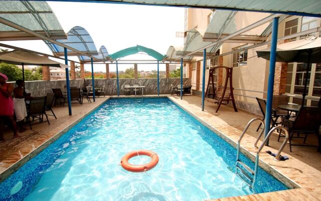 Elomaz Hotels, Abuja