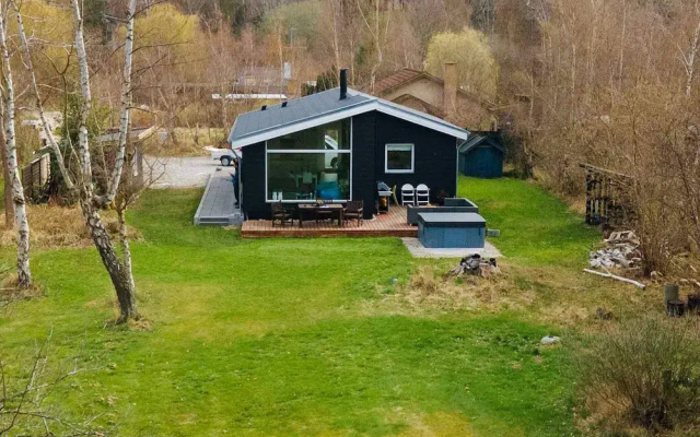Woodland Holiday Home in Jægerspris with Hot Tub