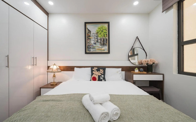 Troy House - D'Leroi Soleil - 59 Xuan Dieu