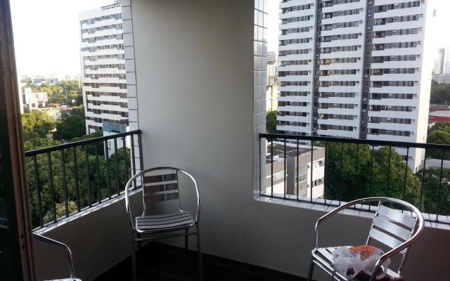 Ample & Charming Apt. in Recife