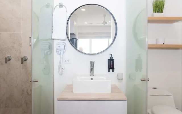 w Spectacular Loft With Balcony in Crespo