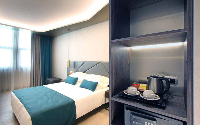 The Hive Hotel