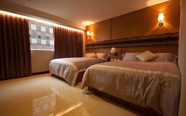 Jun Long Business Hotel