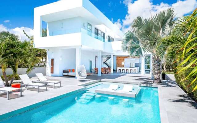Entire Villa in Long Bay Beach