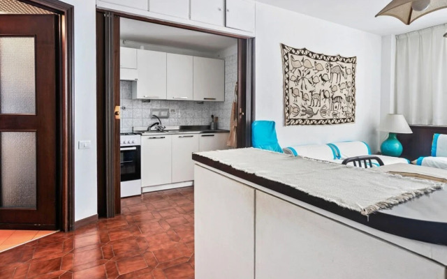 Camogli Bright Apartment with Parking