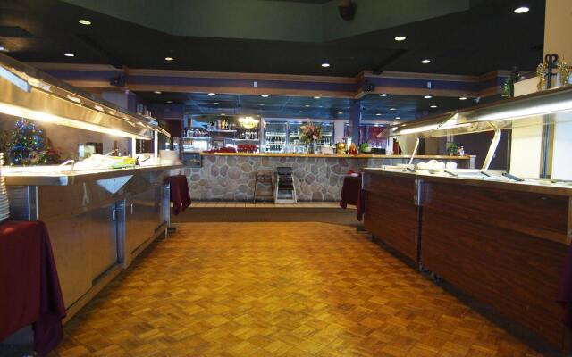 Travelodge by Wyndham Lacombe