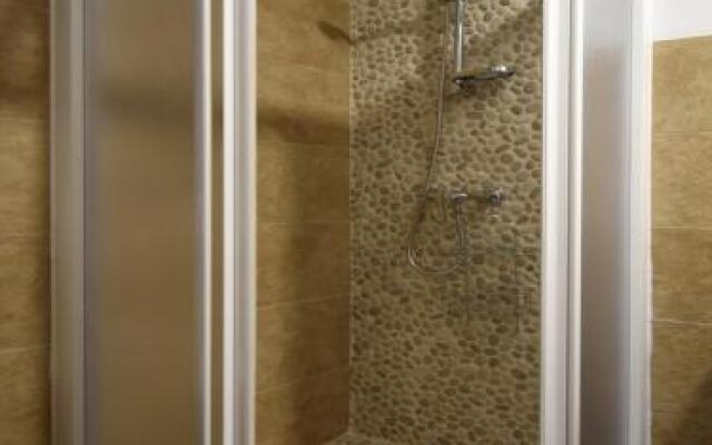 Apartamentos La Rocanda