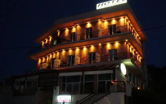 Hotel Akrogiali
