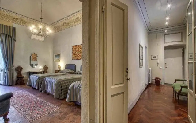 Piazza Salvemini Elegant