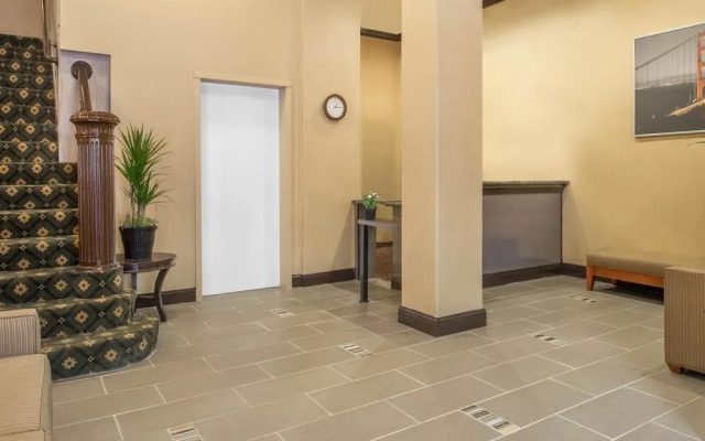 Super 8 San Francisco/Union Square Area