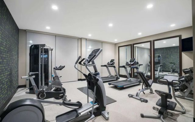 La Quinta Inn & Suites by Wyndham West Memphis