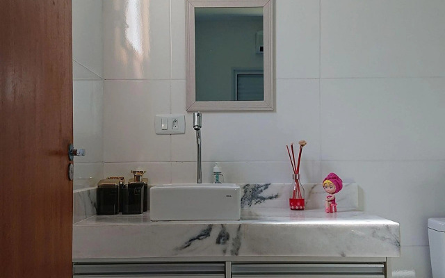 Linda Casa com Piscina Churrasqueira, Wifi em Massaguaçu Caraguatatuba/SP