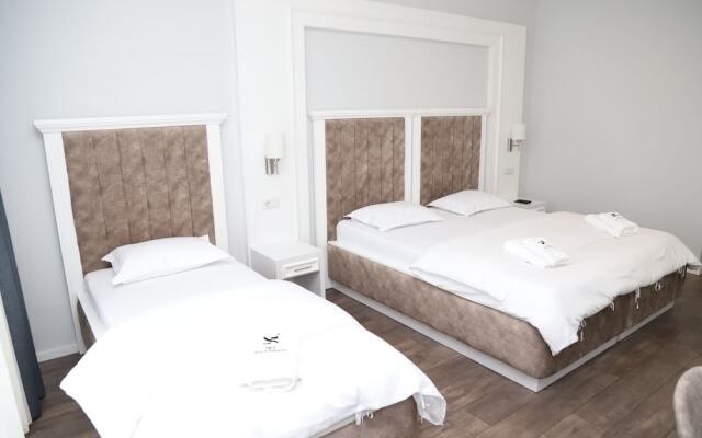 Sky Hotel