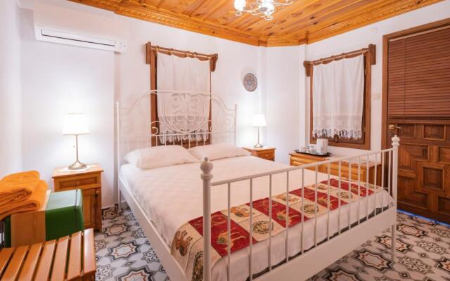 Liya Boutique Hotel & Suites