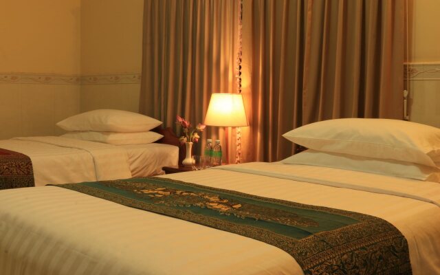The Golden Square Villa