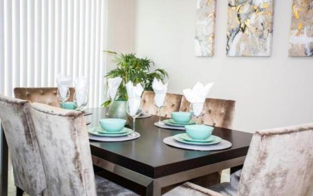 Four Bedroom Close To Disney 5143A