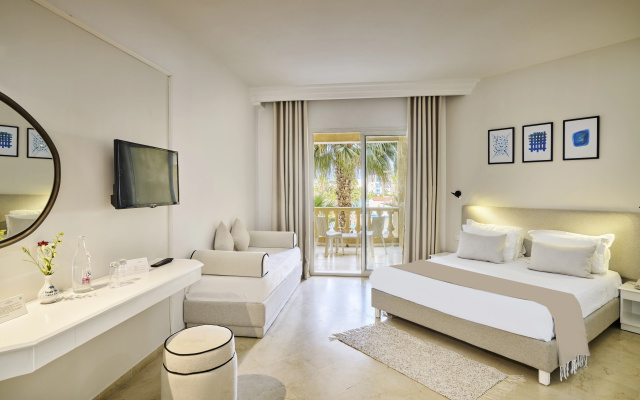 Houda Yasmine Marina & SPA