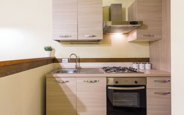 Apartment in the Heart of Nightlife