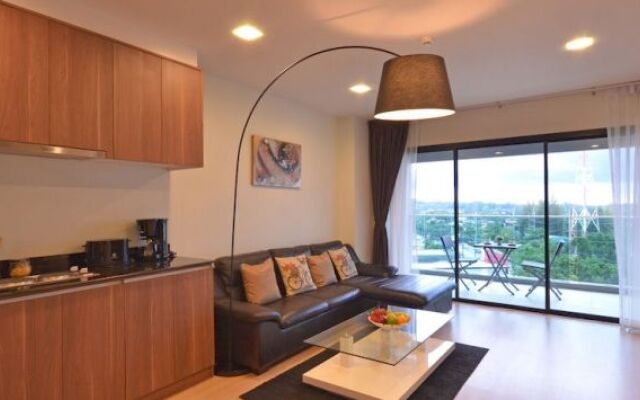 The Nice Condotel Bangtao Beach