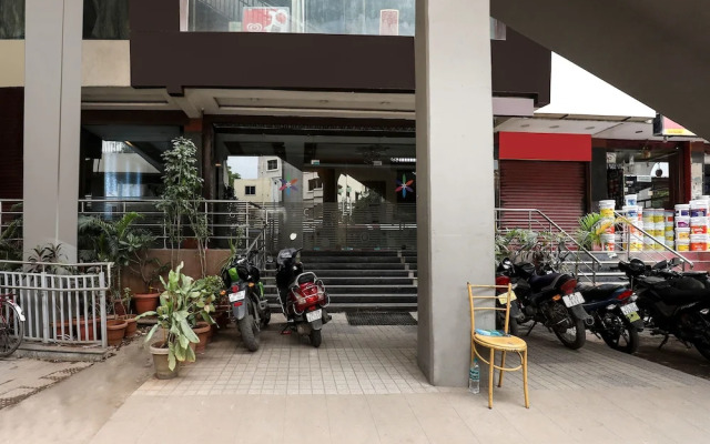OYO 16539 Grand Sandarshini Inn