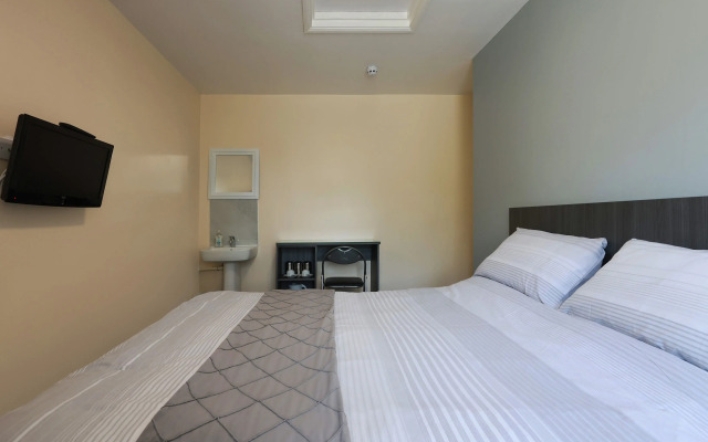 OYO Honeycroft Lodge