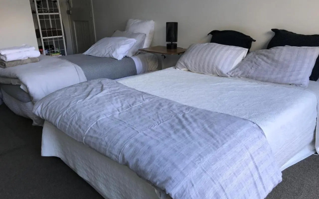 Private Studio Close to city