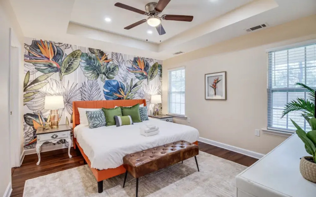 Family Home Near Downtown & Convention Center!