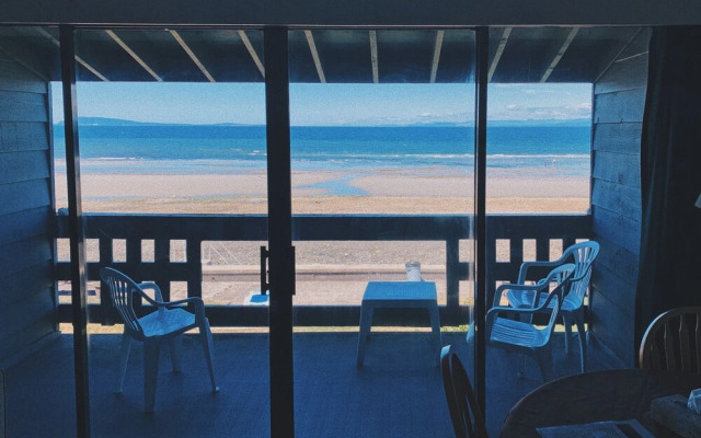 Sand Pebbles Inn