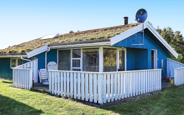 6 Person Holiday Home in Blokhus