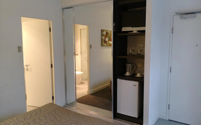 St Kilda Central Apartment Hotel
