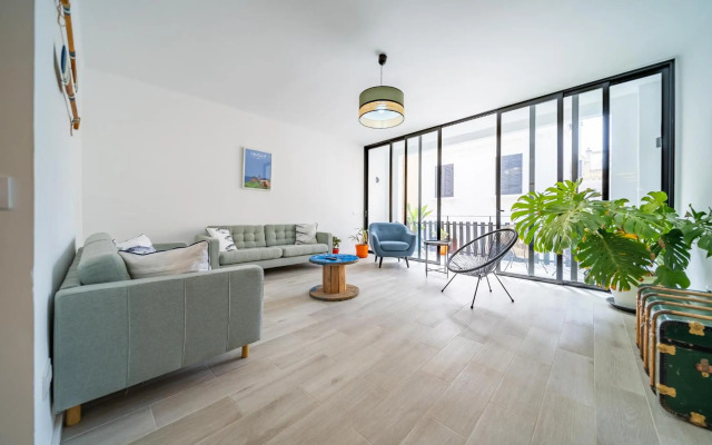 CAN MARTINEZ Calella Beach Boutique Apartment