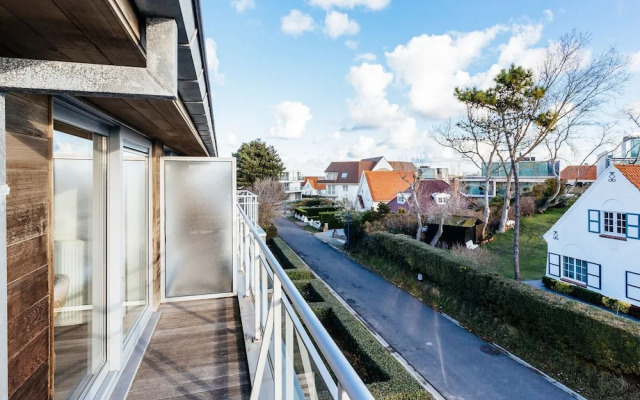 Maeterlinck 201 Sunny Penthouse in Koksijde