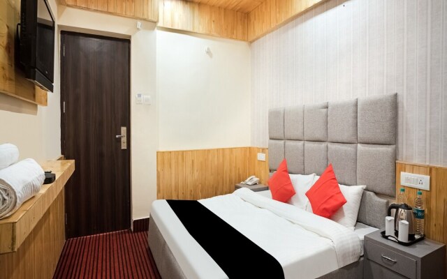 Capital O 13324 Hotel Kosmos Anamika