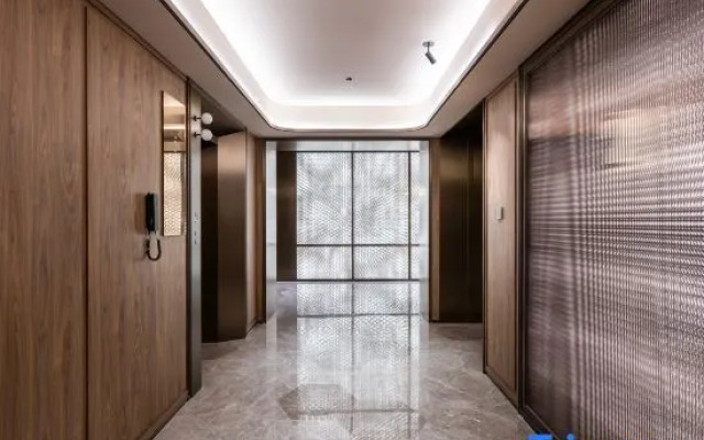 Crystal Orange Qingdao Wusi Square Wheat Island