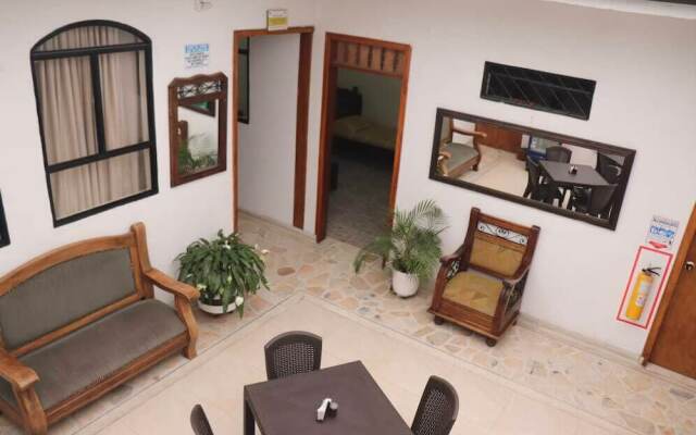 Hotel Ciudad Blanca