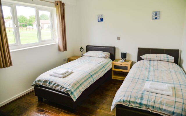 Daisy Bungalow Near Sidmouth